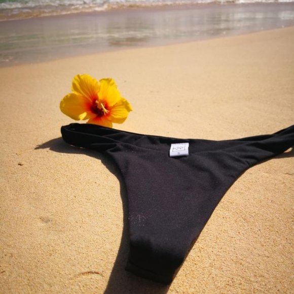 NEW!!! kxg-swim.com Bikini .M-SZ - Picture 3 of 5